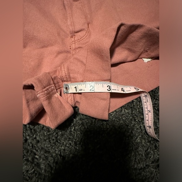 Hollister Women’s Size 13 Button Fly (Pink/Salmon) Shorts EUC - Picture 4 of 8